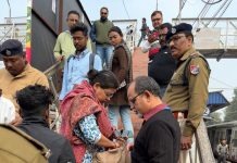 শিয়ালদহ ডিভিশনের বিশেষ টিকিট পরীক্ষা অভিযান: শিয়ালদহ-বারাসাত সেকশনে যাত্রী পরিষেবা উন্নত করার উদ্যোগ